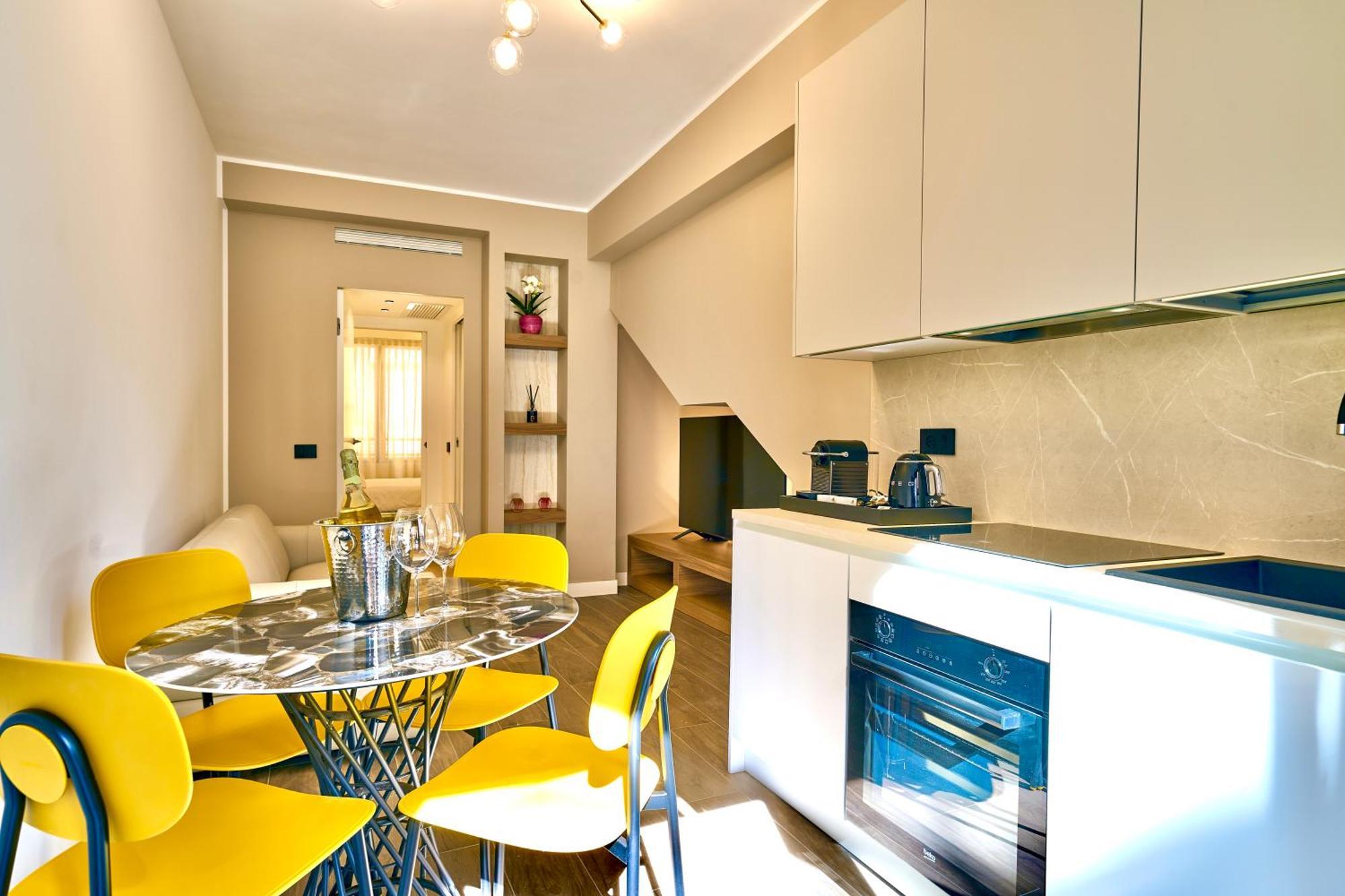 Picasso Golden House Next To Duomo Apartment Milan Luaran gambar